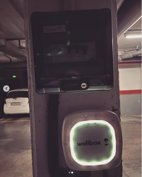 Instalación de cargador eléctrico para vehículo eléctrico en Barcelona